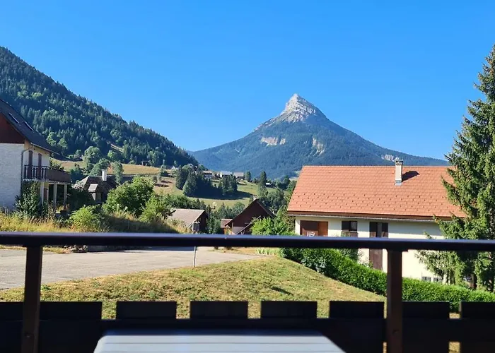 Le Bois Joli En Chartreuse